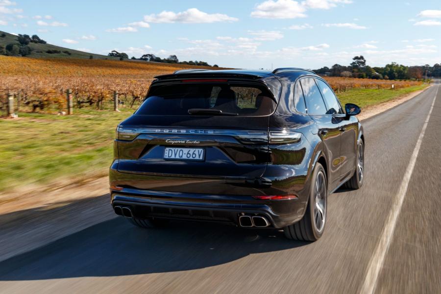  Porsche Cayenne Turbo (PO536) 2018 года  (AU) (фото 9 из 28)